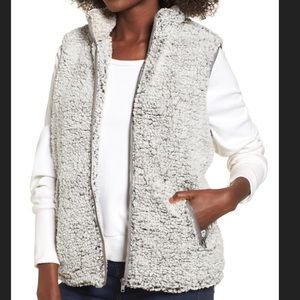 Thread & Supply Sherpa Vest